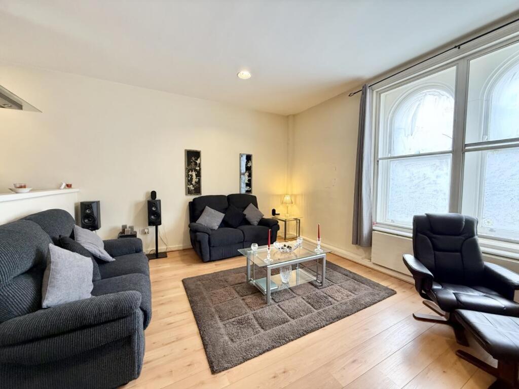 Χώρος καθιστικού στο The Athenaeum