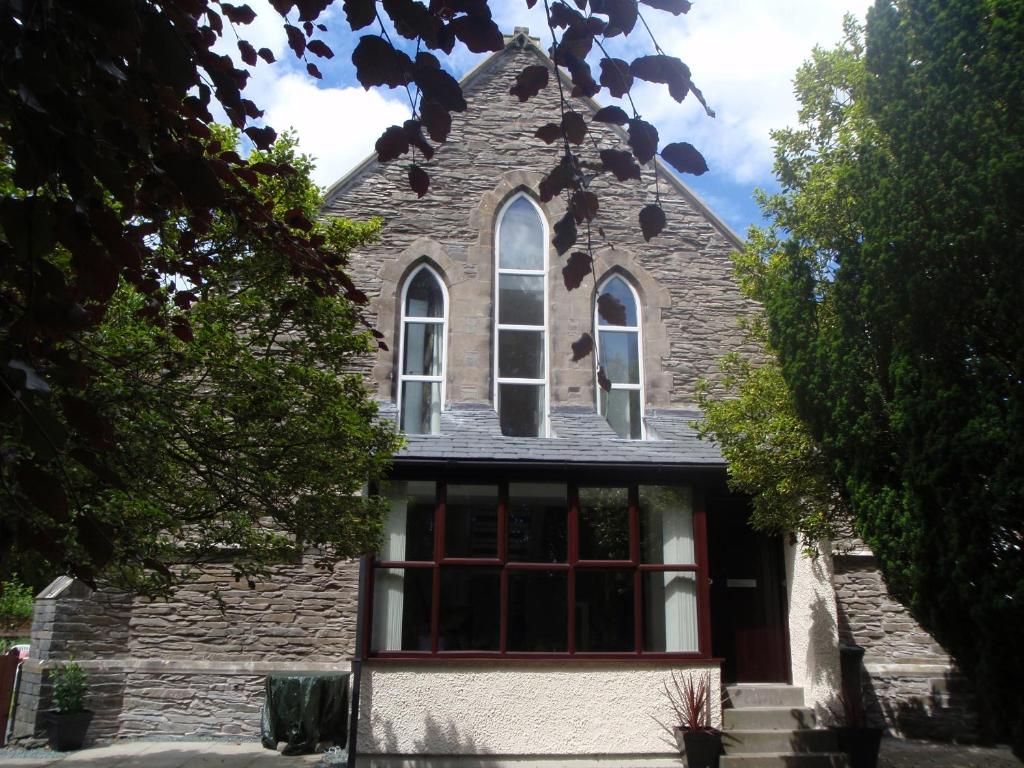 Το κτήριο όπου στεγάζεται  η παραθεριστική κατοικία