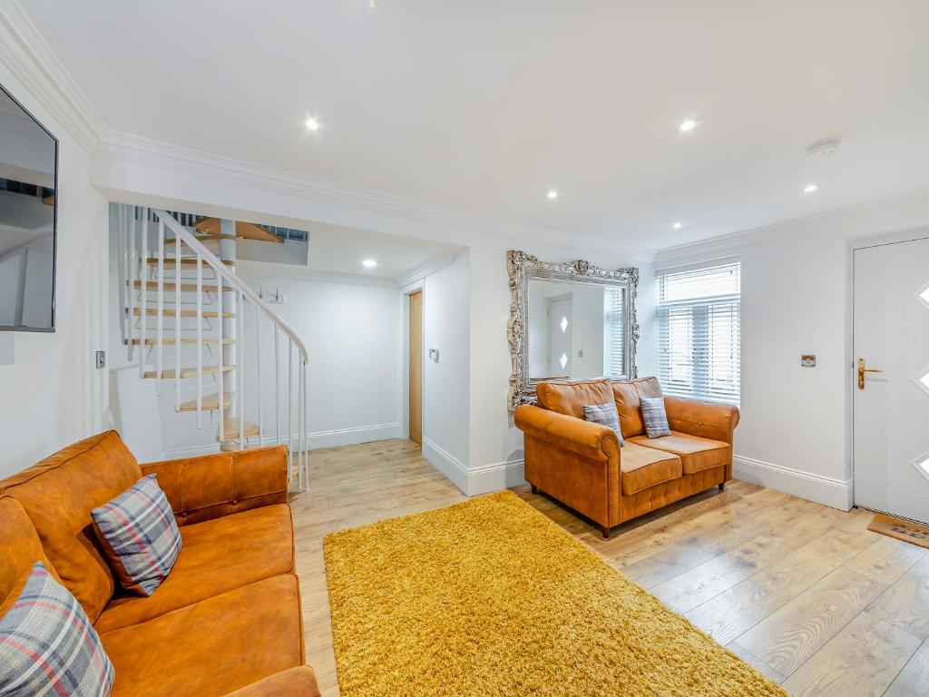 Et opholdsområde på Buttercup Cottage - Uk45969