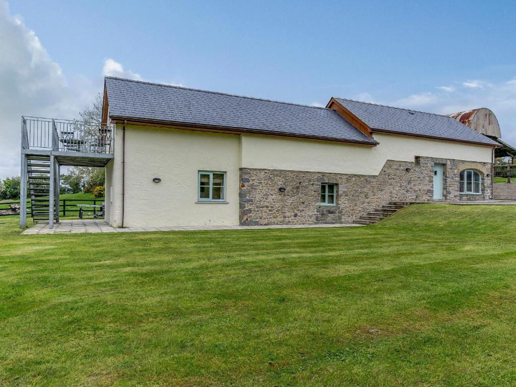 Budova, kde se prázdninový dům nachází