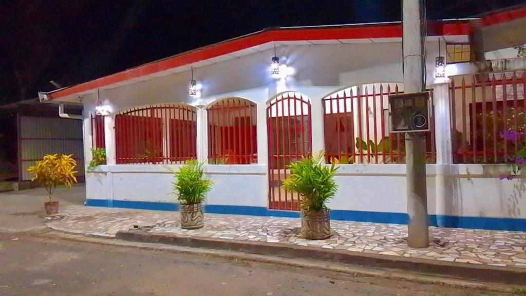 Το κτήριο όπου στεγάζεται  το ξενοδοχείο