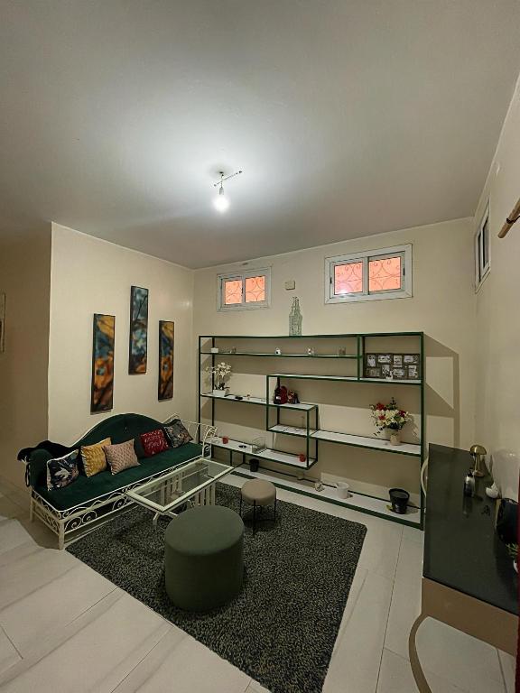 Ένα ή περισσότερα κρεβάτια σε δωμάτιο στο Khady