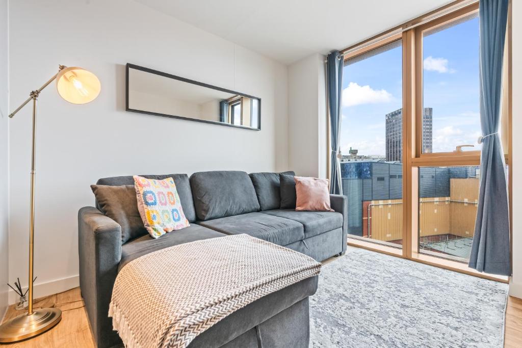 Гостиная зона в Modern comfortable hideaway