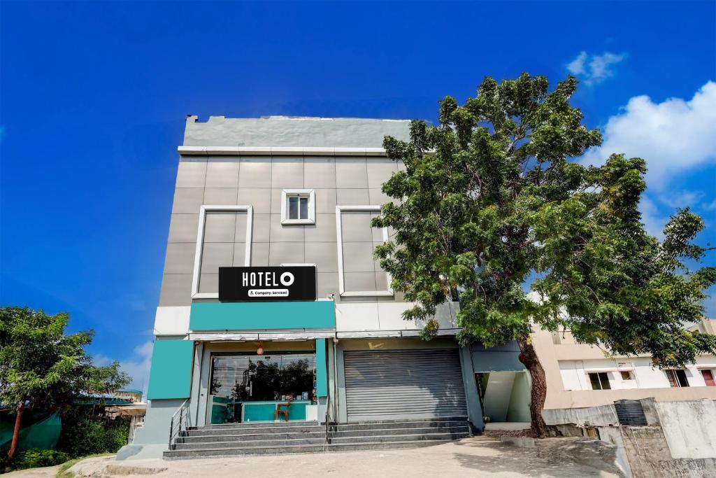 Το κτήριο όπου στεγάζεται  το ξενοδοχείο