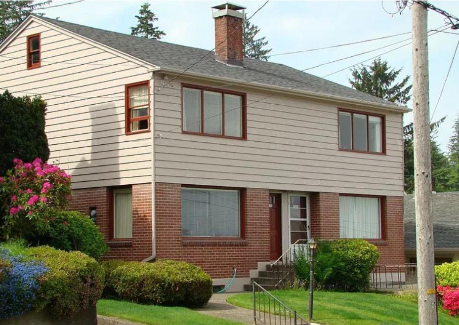 Budova, kde se prázdninový dům nachází