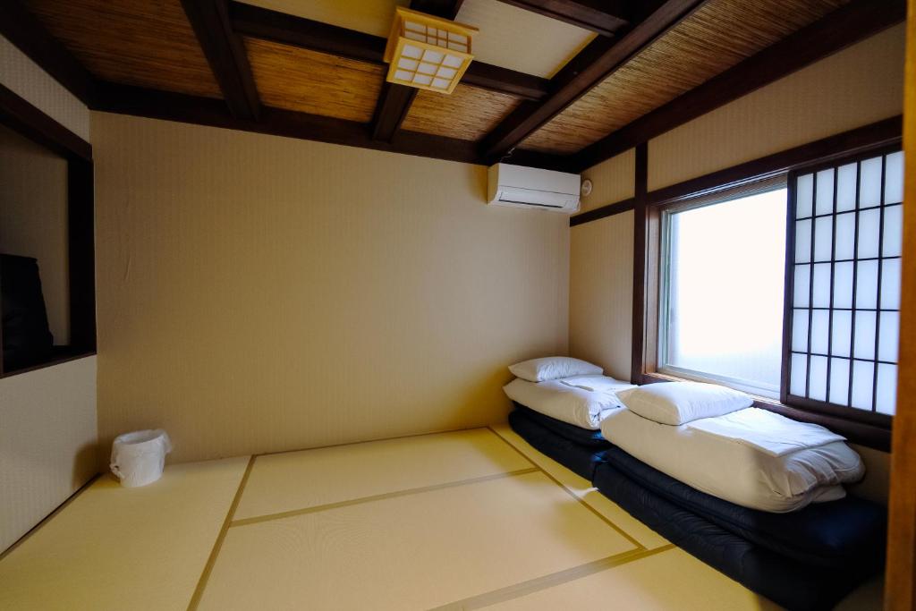 Φωτογραφία από το άλμπουμ του 康郷 箱根湯本103 σε Wada