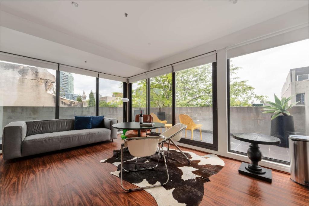 Χώρος καθιστικού στο Luxury St Kilda Escape - Free Parking, Central Location