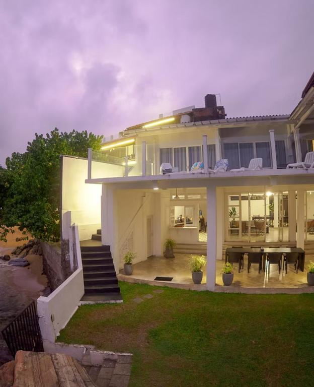 Galle Henna Beach House