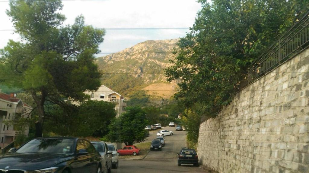 Nespecifikovaný výhled na hory nebo výhled na hory při pohledu z apartmánu