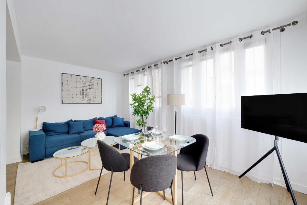 Beautiful Apartment 2BR 6P – Eiffel Tower