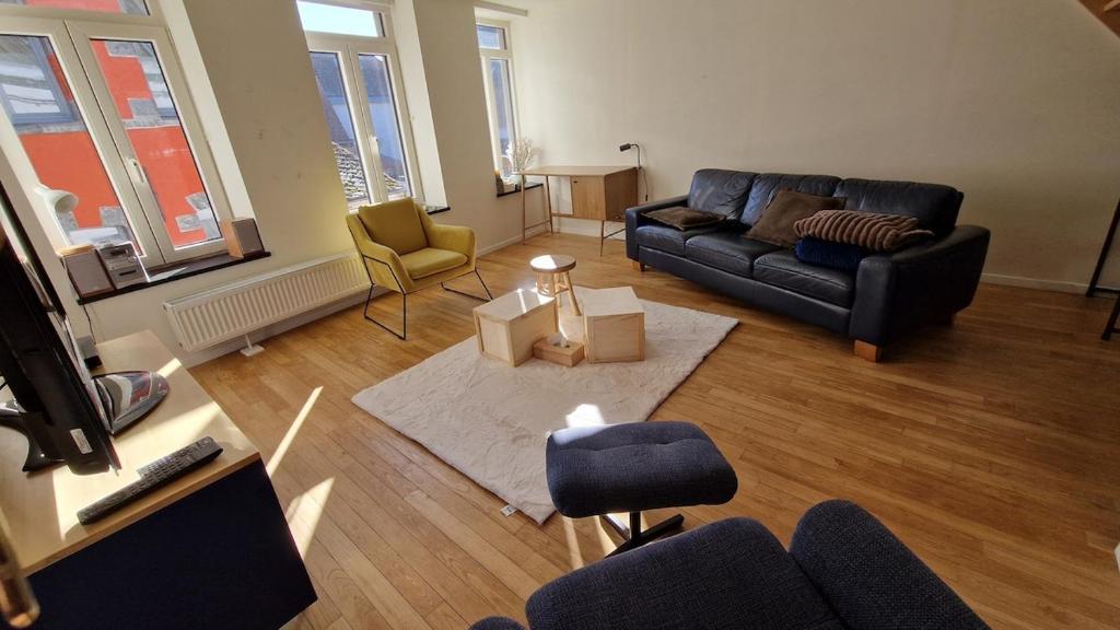 Χώρος καθιστικού στο Small house in a historic and popular neighborhood