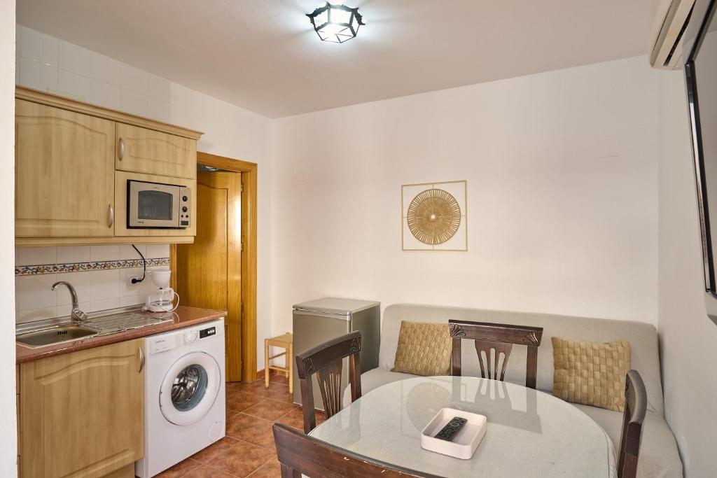 Kuchyň nebo kuchyňský kout v ubytování Seralva Rural Zuheros