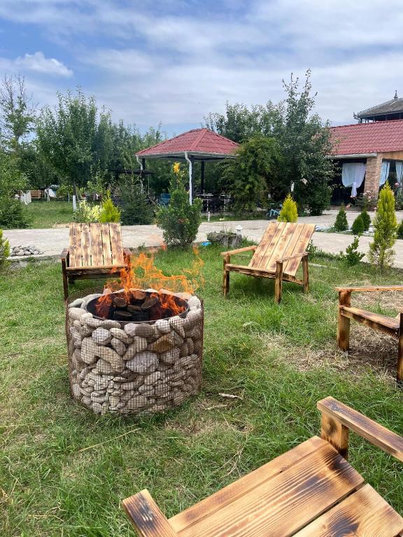 Zeyvə Farm House