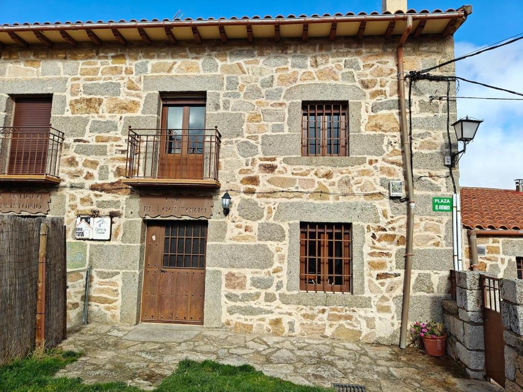 Budova, kde se prázdninový dům nachází