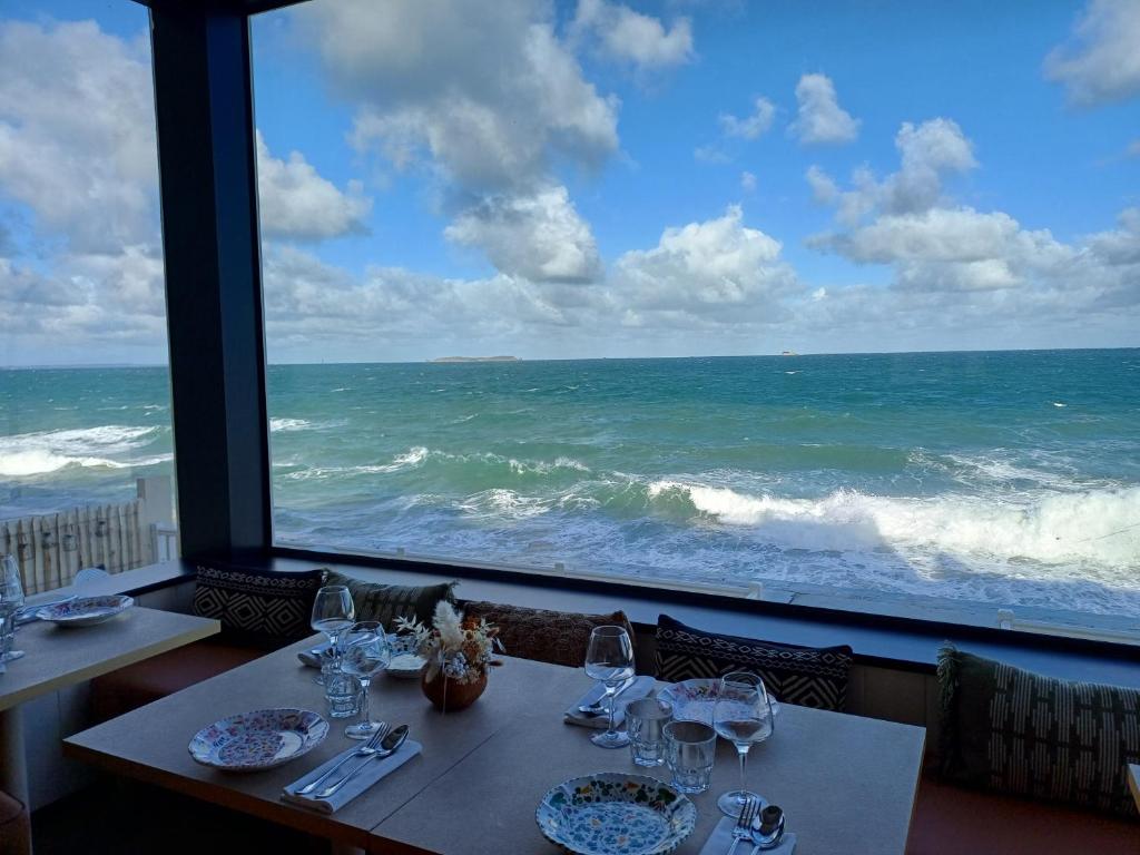 Hôtel Alba Saint-Malo Plage du Sillon