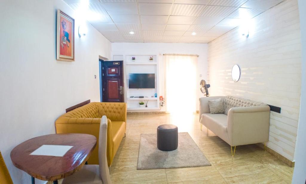 Μια τηλεόραση ή/και κέντρο ψυχαγωγίας στο Kings Apartment Ikeja