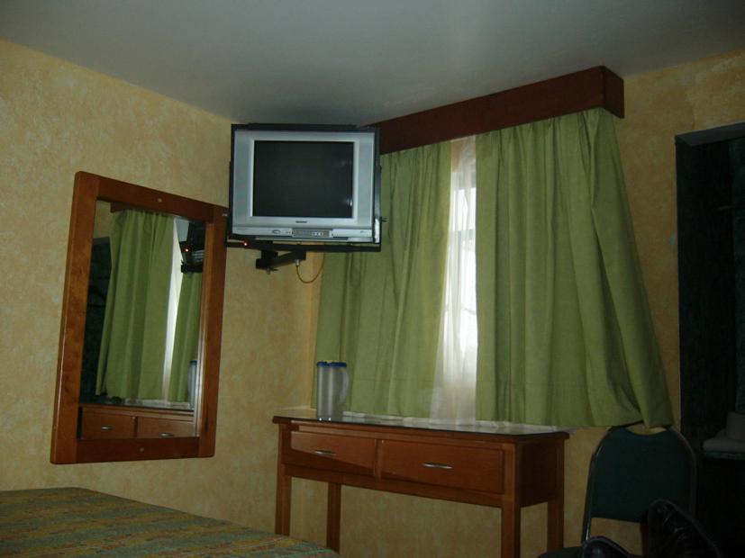 Hotel Del Rio Inn - Single Room