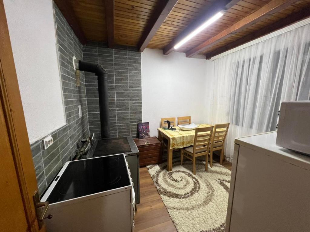 Köök või kööginurk majutusasutuses Villa Albani