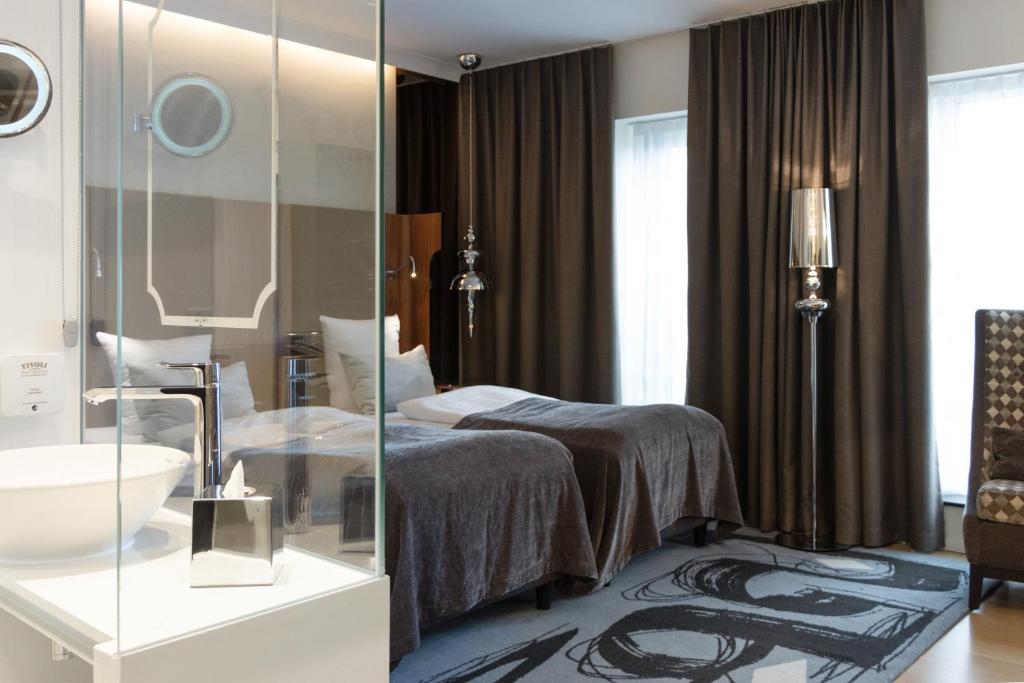 Tivoli Hotel - 