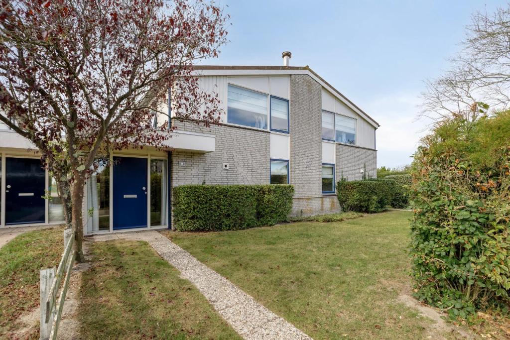 Το κτήριο όπου στεγάζεται  η παραθεριστική κατοικία