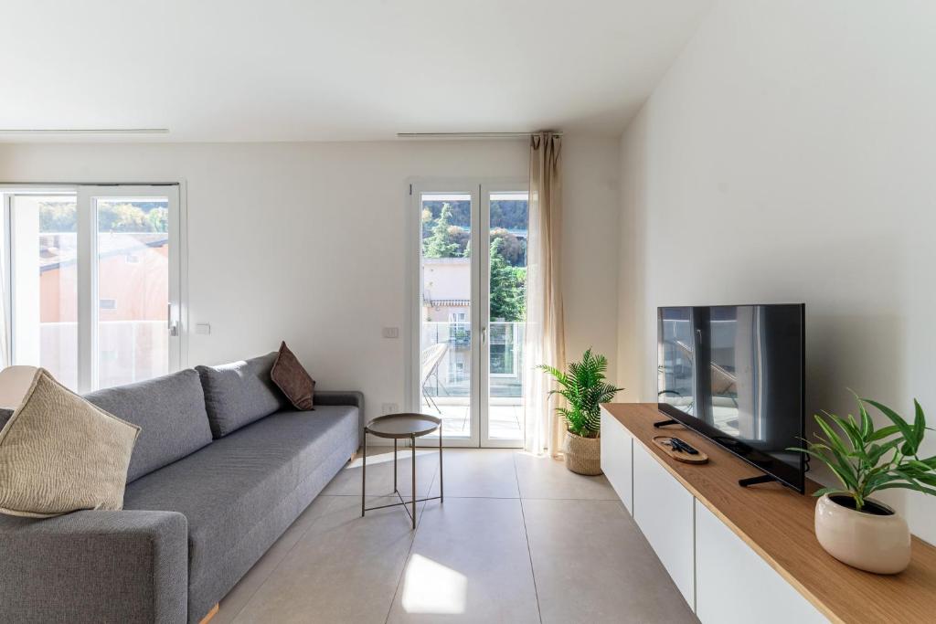 Lario Suite Apartments by Quokka 360 - With parking Next to Como City - 1