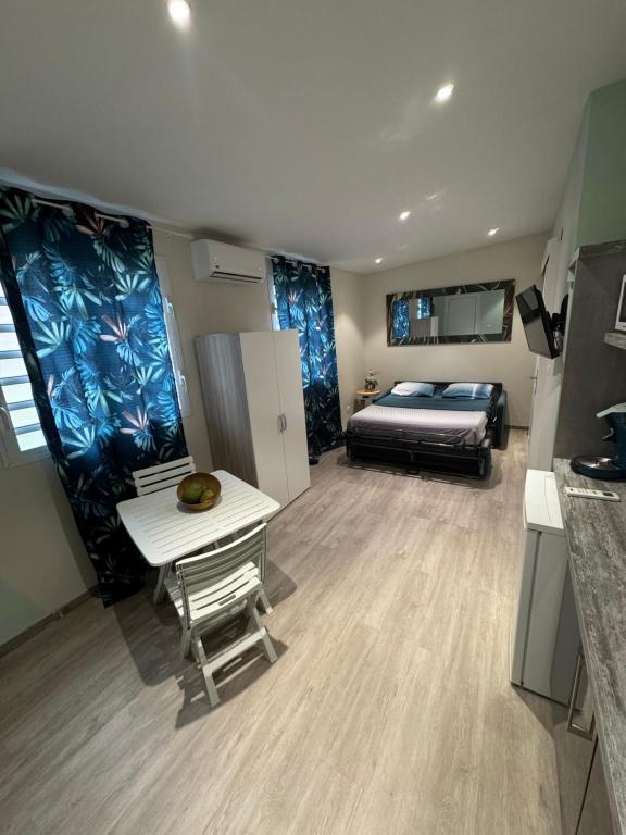 Φωτογραφία από το άλμπουμ του Studio Zen Caza Form σε Le Lamentin