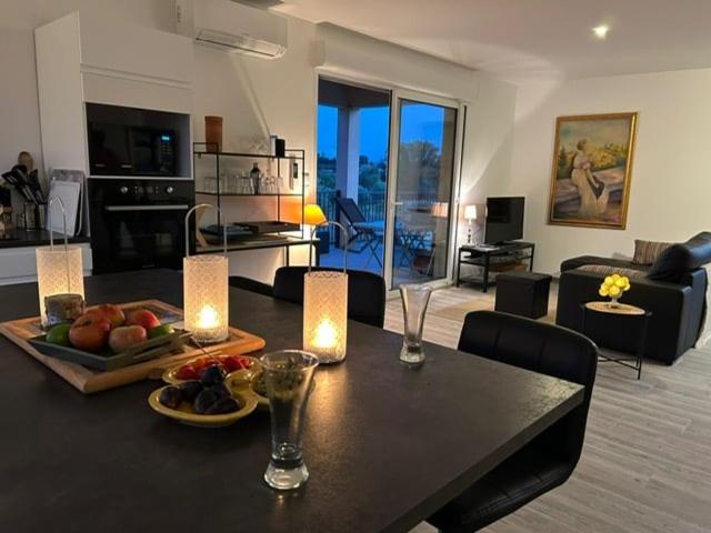 Køkken eller tekøkken på Villa avec piscine / 6 personnes