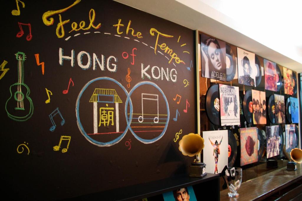 Certifikát, hodnocení, plakát nebo jiný dokument vystavený v ubytování Tempo Inn West Kowloon HSR Station