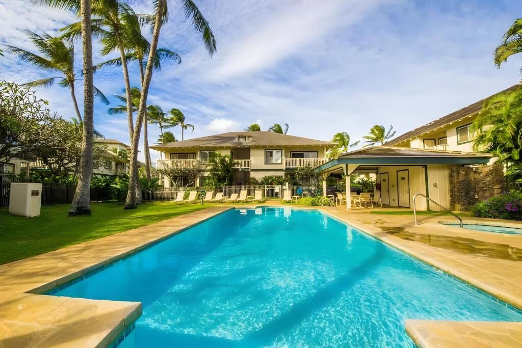 Πισίνα στο ή κοντά στο Beautiful 4 Bedroom Condo at Poipu Kai