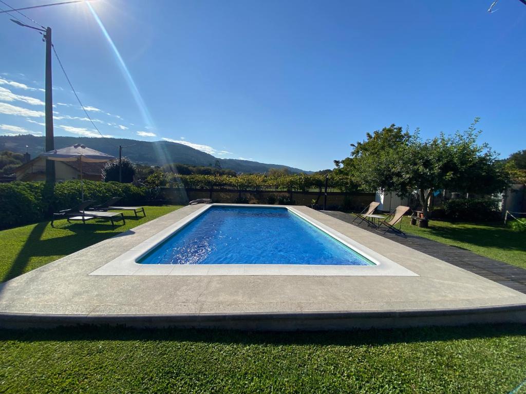 Bazén v ubytování Abouciña nebo v jeho okolí