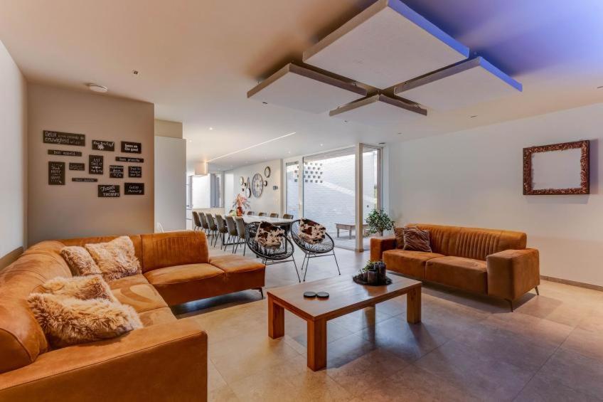 Zona de estar de Time 4 Time