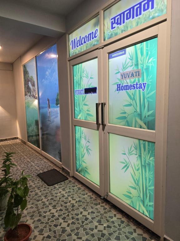 Certifikát, hodnocení, plakát nebo jiný dokument vystavený v ubytování Yuvati Homestay