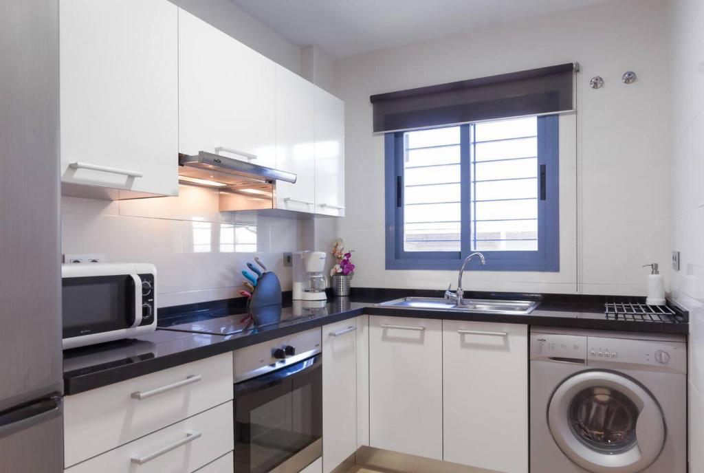 Apartamentos Varadero on the beach - 4