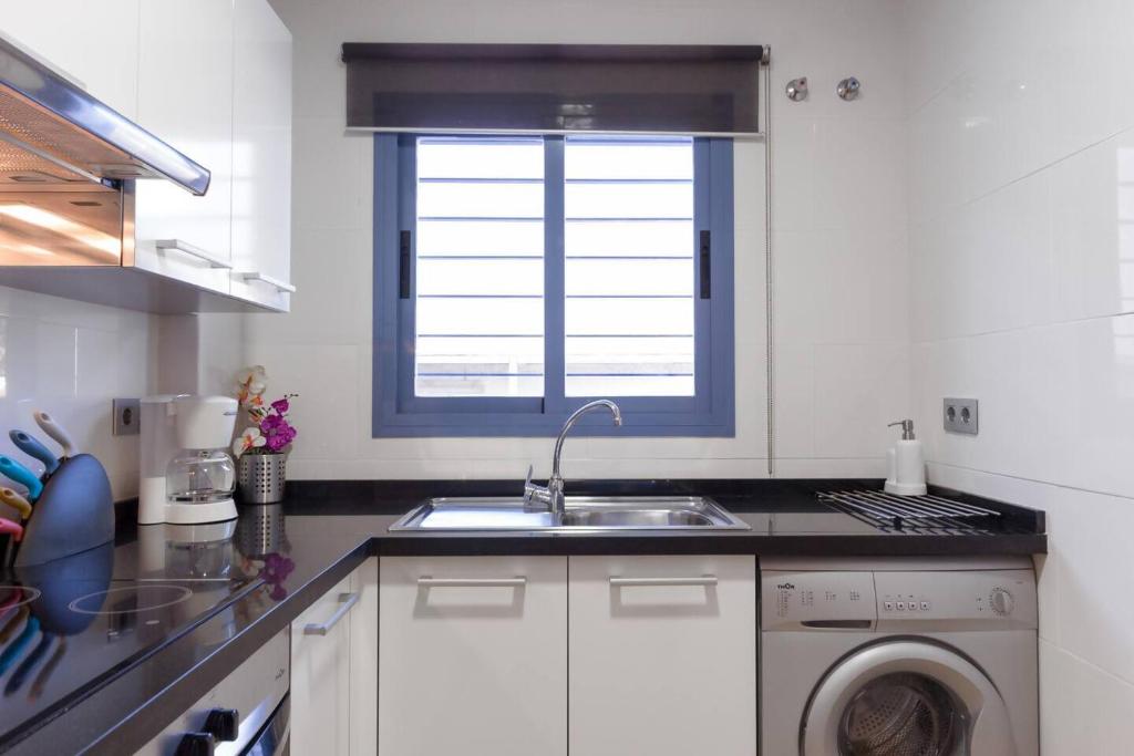 Apartamentos Varadero on the beach - 8