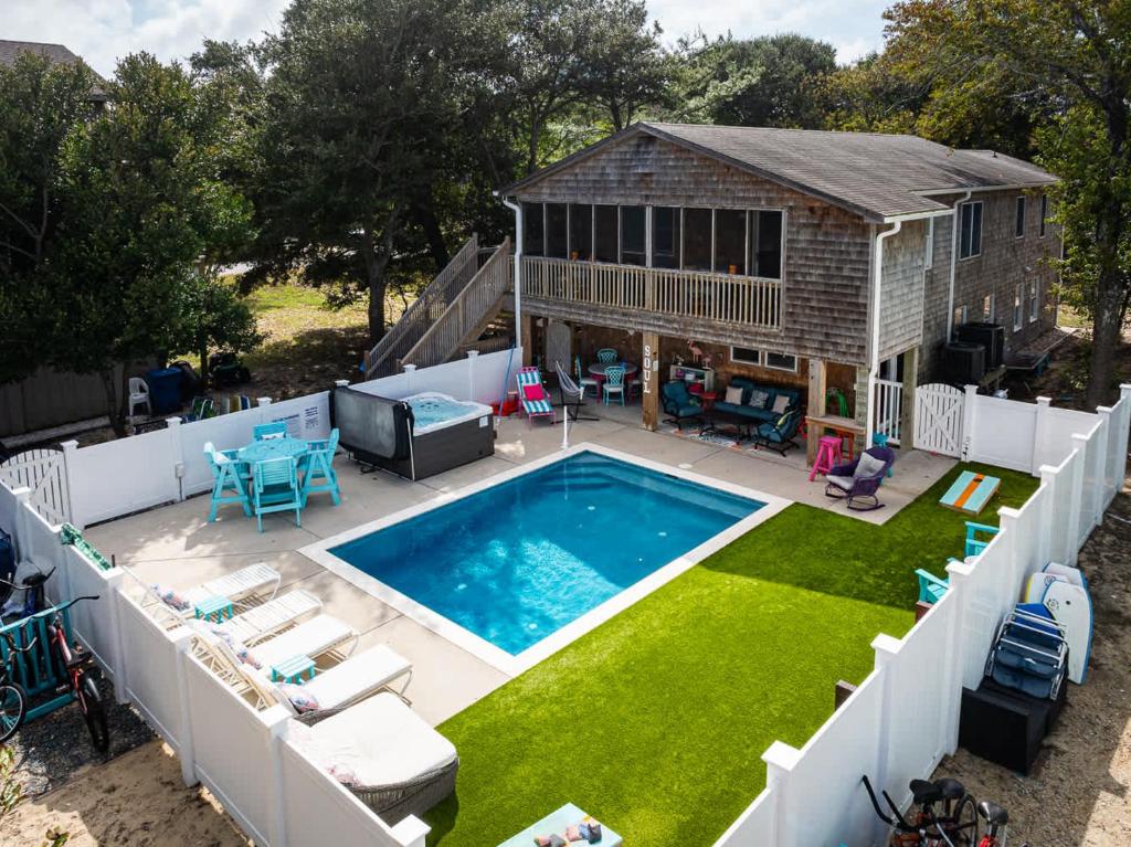 Bazén v ubytování This Home Has It All Location Amenities & More nebo v jeho okolí