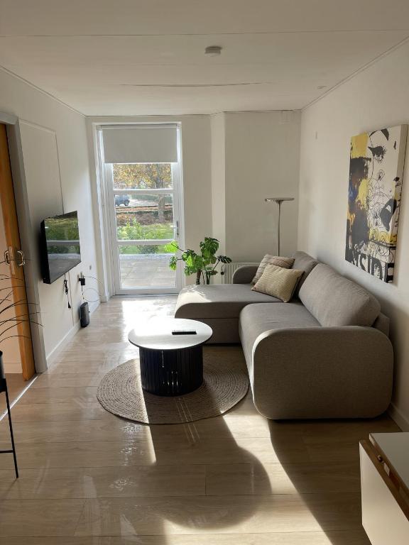 Χώρος καθιστικού στο Oksbøl bymidte