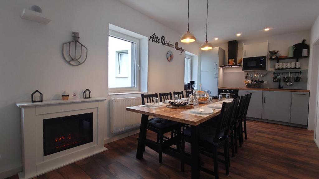 Kuchyň nebo kuchyňský kout v ubytování alte Bäckerei Bautzen - 05 #Gallery# im Zentrum, mit Parkplatz, Top Ausgestattet, für Gruppen geeignet