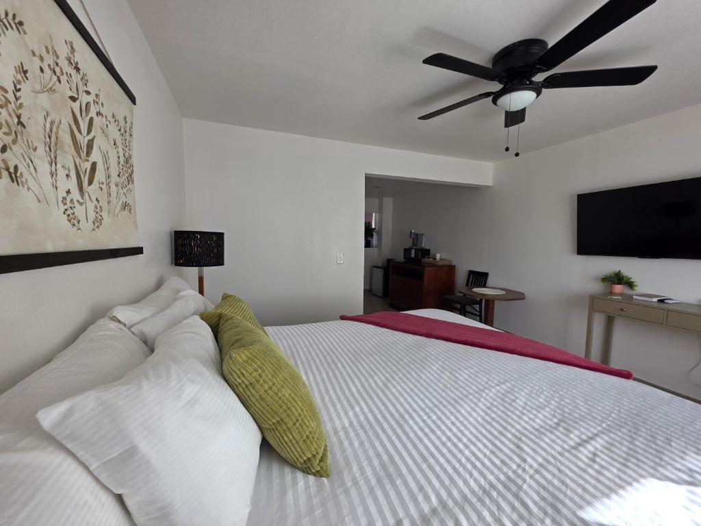 Sierra Lodge Three Rivers - 