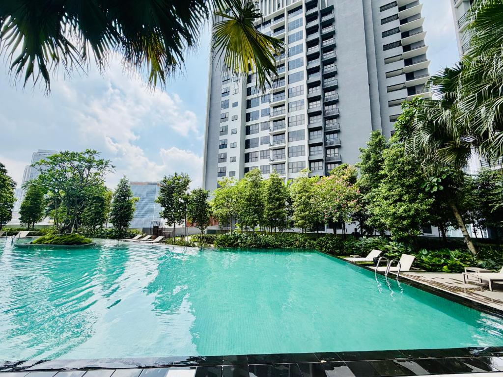 Bazén v ubytování Agile Bukit Bintang Trx By RnR nebo v jeho okolí