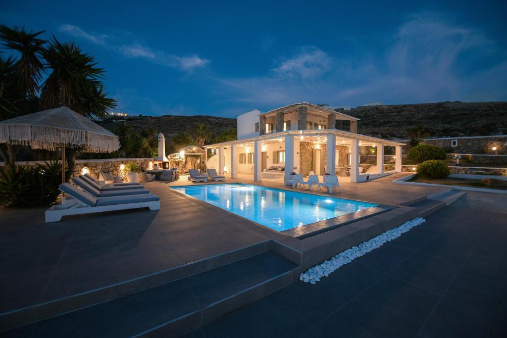 Πισίνα στο ή κοντά στο Villa "Kalli" with private pool - beachfront - Kalo Livadi