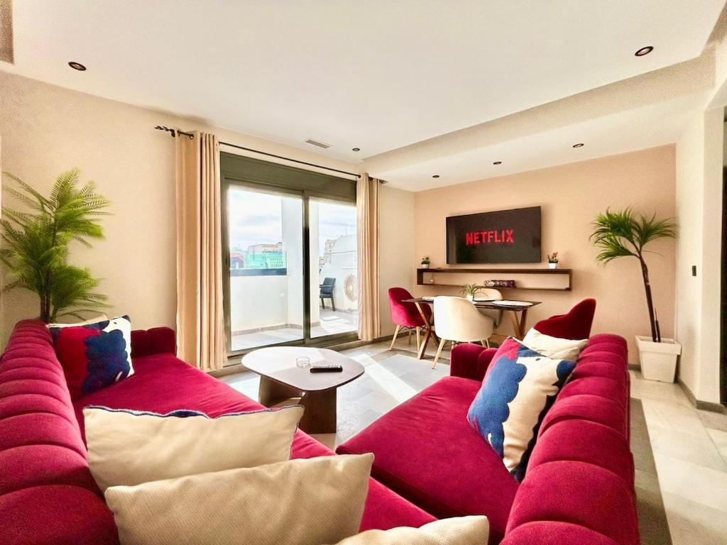 Χώρος καθιστικού στο Urban Escape and Modern Comfort at Corniche