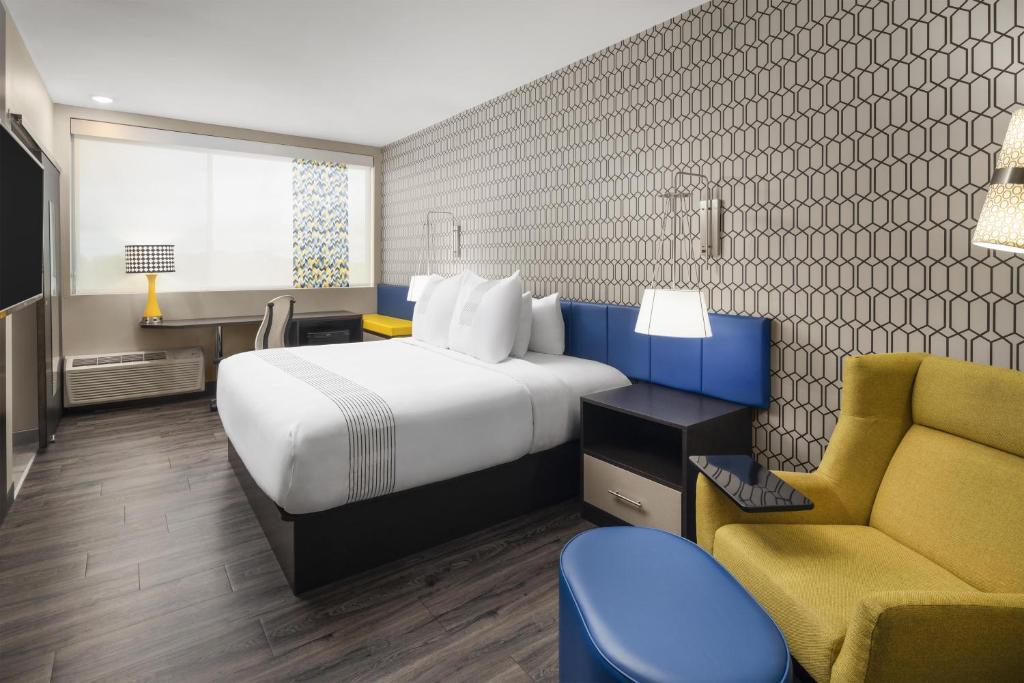 GLō Best Western Dawley Farms In Sioux Falls photo