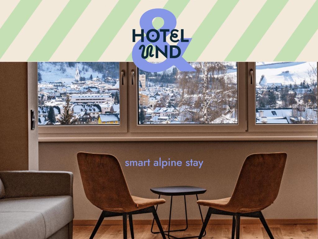 Nespecifikovaný výhled na hory nebo výhled na hory při pohledu z apartmánu