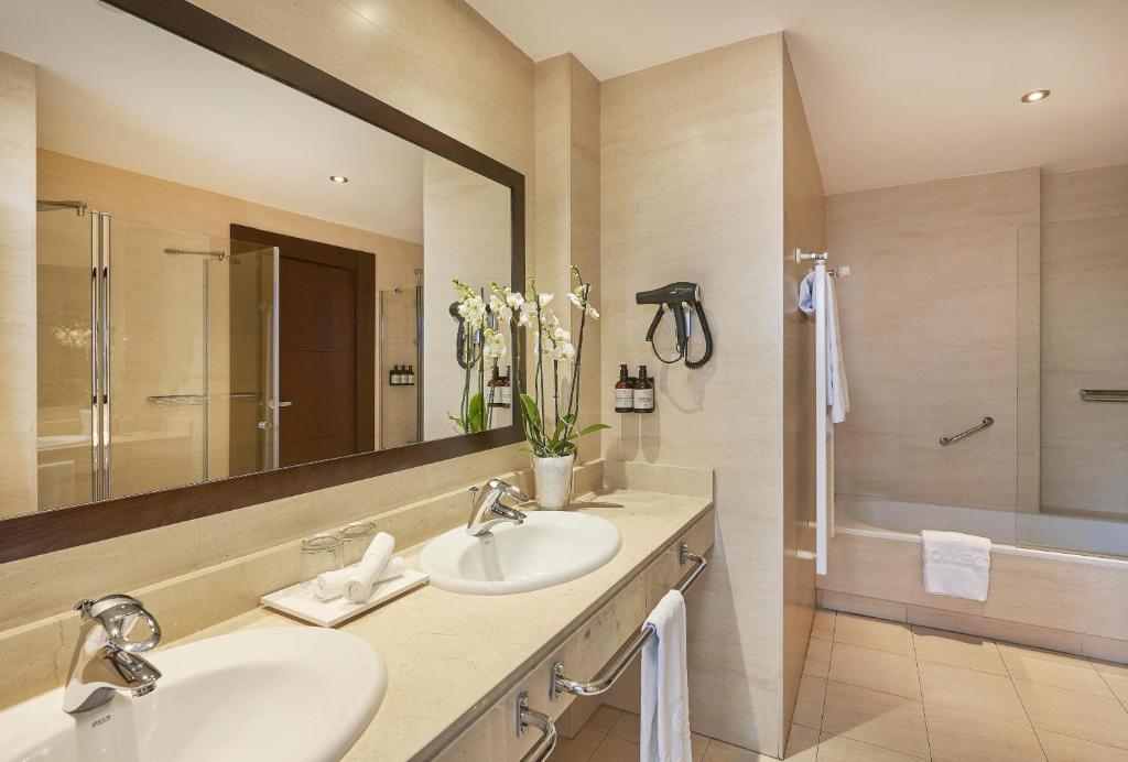 NH Collection León Plaza Mayor - 11