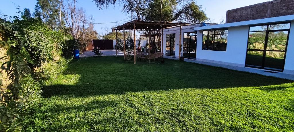 Κήπος έξω από το Casa rústica