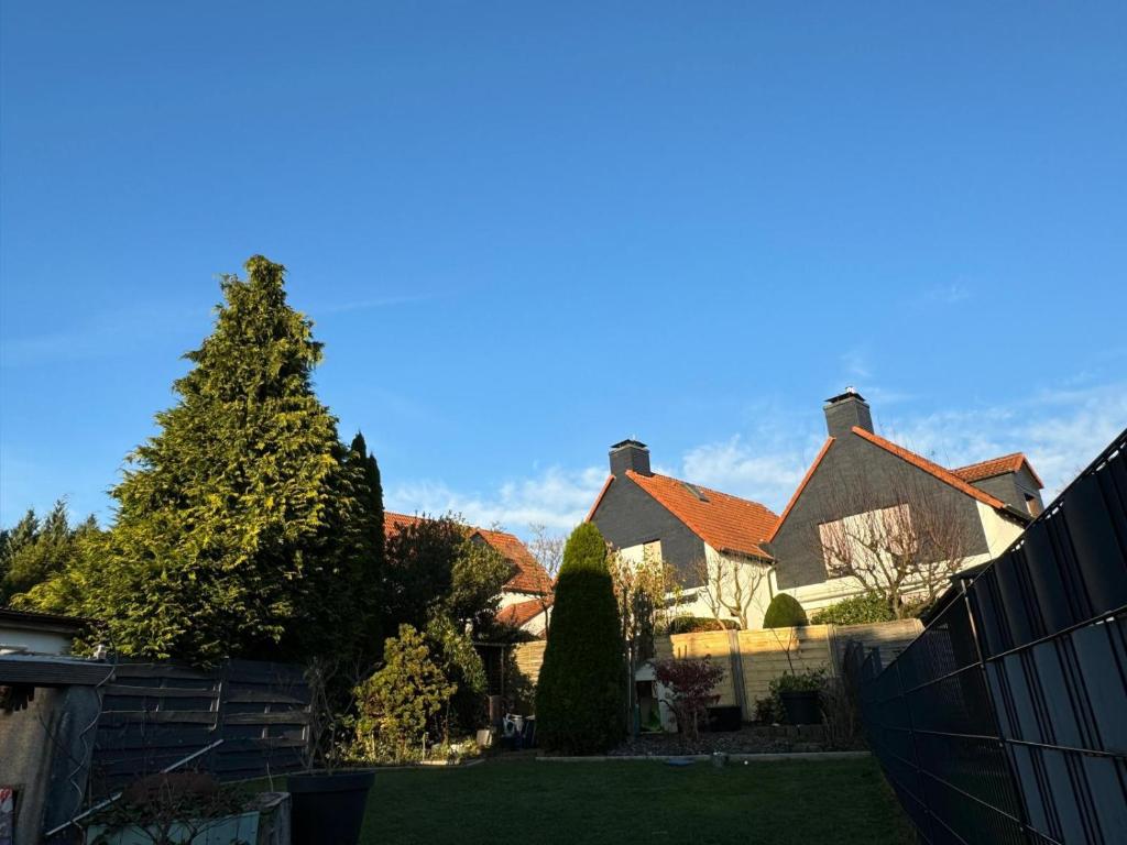 Το κτήριο όπου στεγάζεται  η παραθεριστική κατοικία