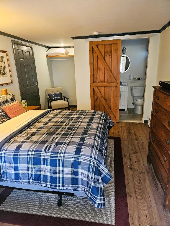 Cornwall Inn - Small Double Room