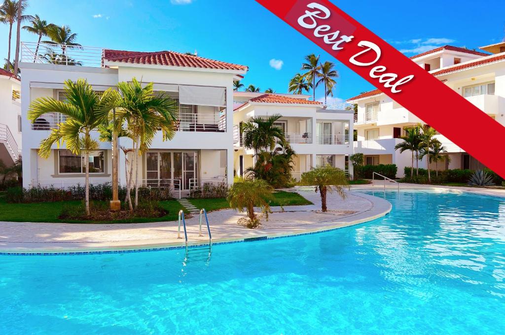 Bazén v ubytování VISTA TROPICAL - VILLAS and SUITES - beach LOS CORALES nebo v jeho okolí