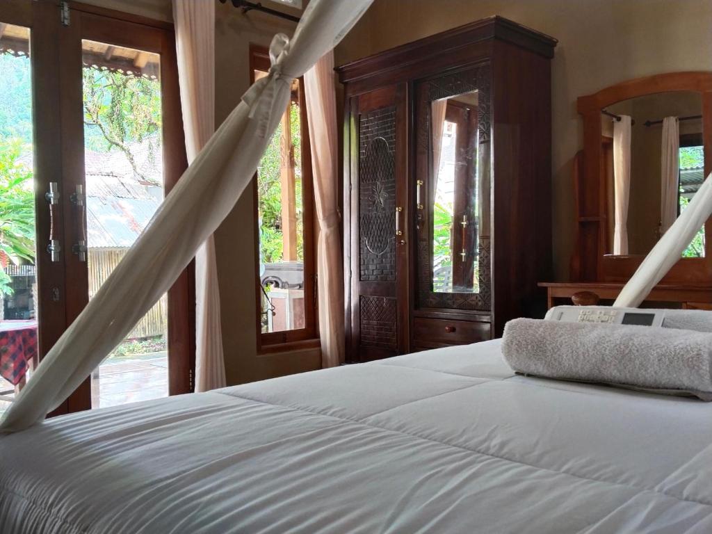 Khailash Warung and Home Stay - 16