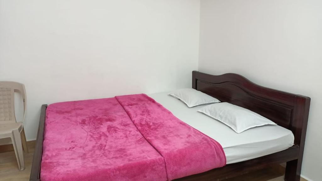 Postel nebo postele na pokoji v ubytování Rc home stay